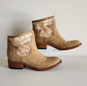 Freebird By Steven Cabcro Boho Women's Size 8M Ankle Boots